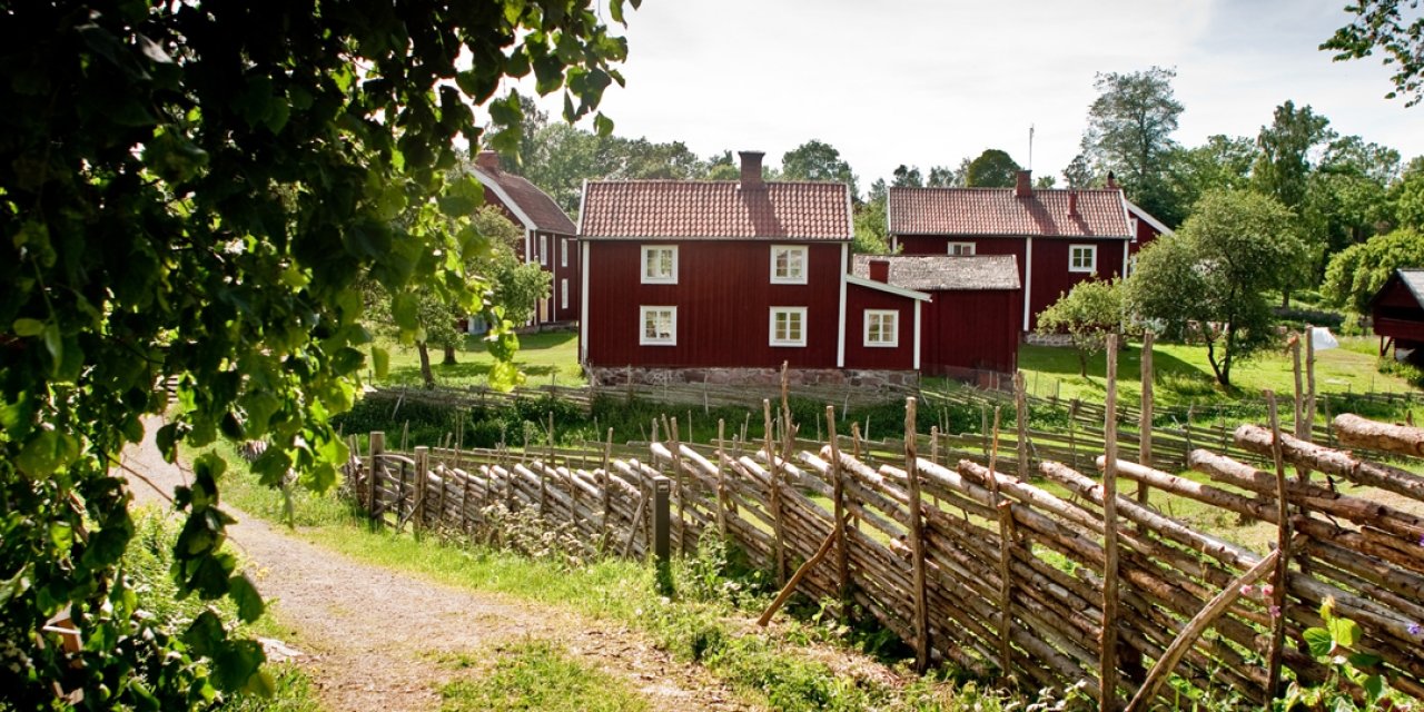 The Emigrants Path